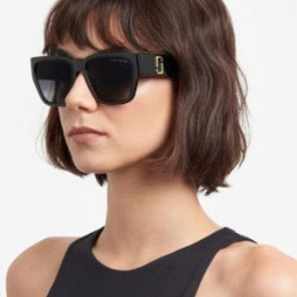 Marc Jacobs MARC 646/S 008A WJ Sunglasses Black Square Frame, Grey Lenses - Picture 3 of 10